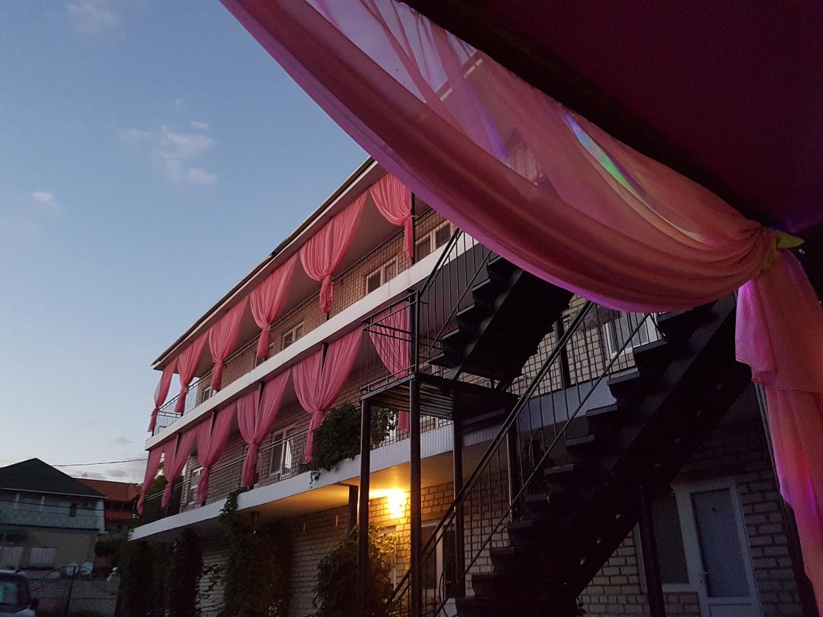 Hotel Flamingo ザイリズニー・ポート エクステリア 写真